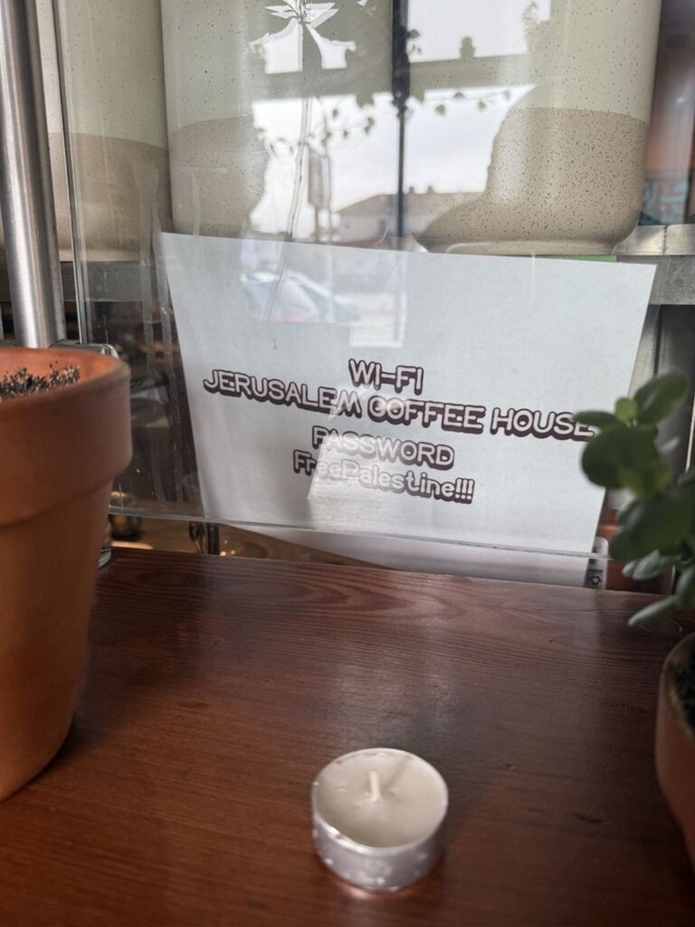 »Free Palestine«: WiFi-Password des Jerusalem Coffee House