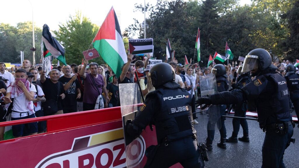 Antisemitische Demonstration bei der Abschlussetappe der Spanienradrundfahrt Vuelta