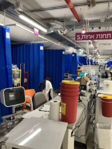 Das Jerusalemer Hadassa-Krankenhauses hat Patienten in die Tiefgarage verlegt