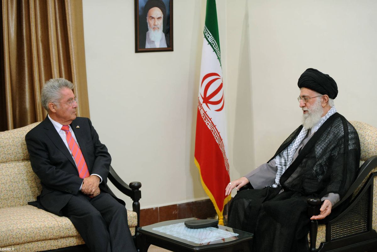 Österreichs Bundespräsident Heinz Fischer mit dem obersten Führer des Iran, Ayatollah Ali Khamenei