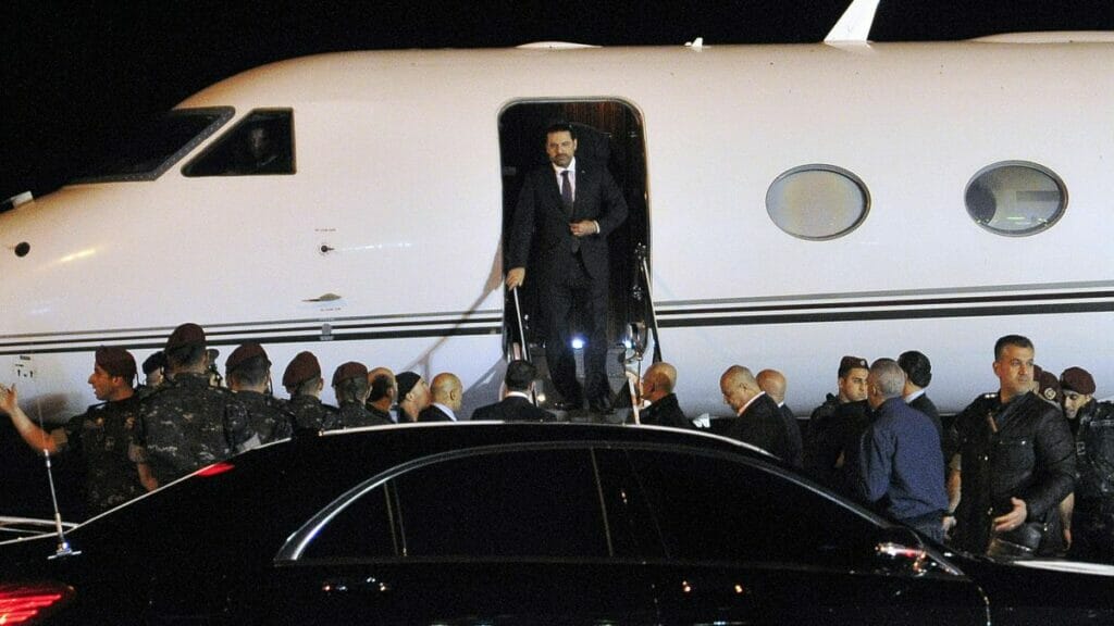 Libanons Premier Saad Hariri kehrt nach seinem Rücktritt nach Beirut zurück
