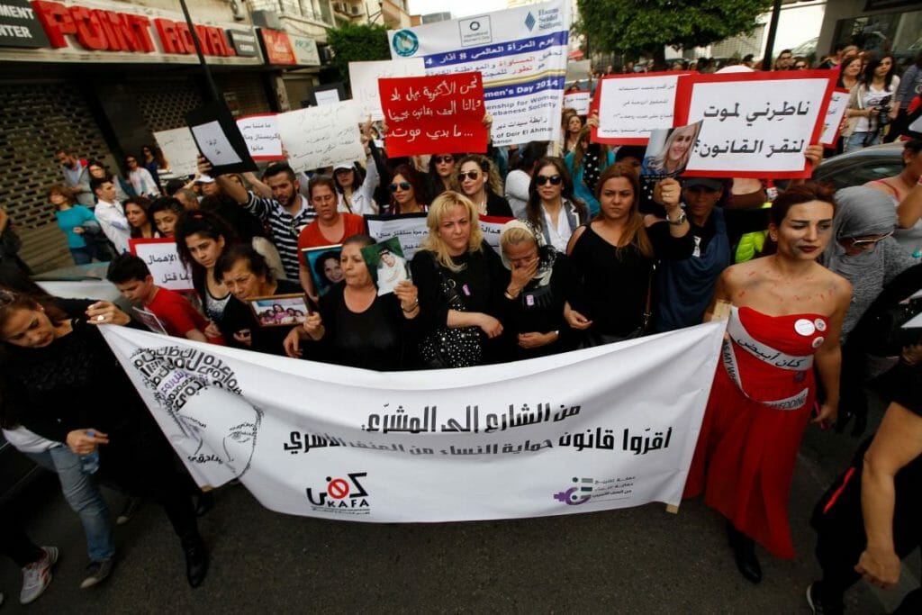 Demonstration gegen Gewalt gegen Frauen im Libanon