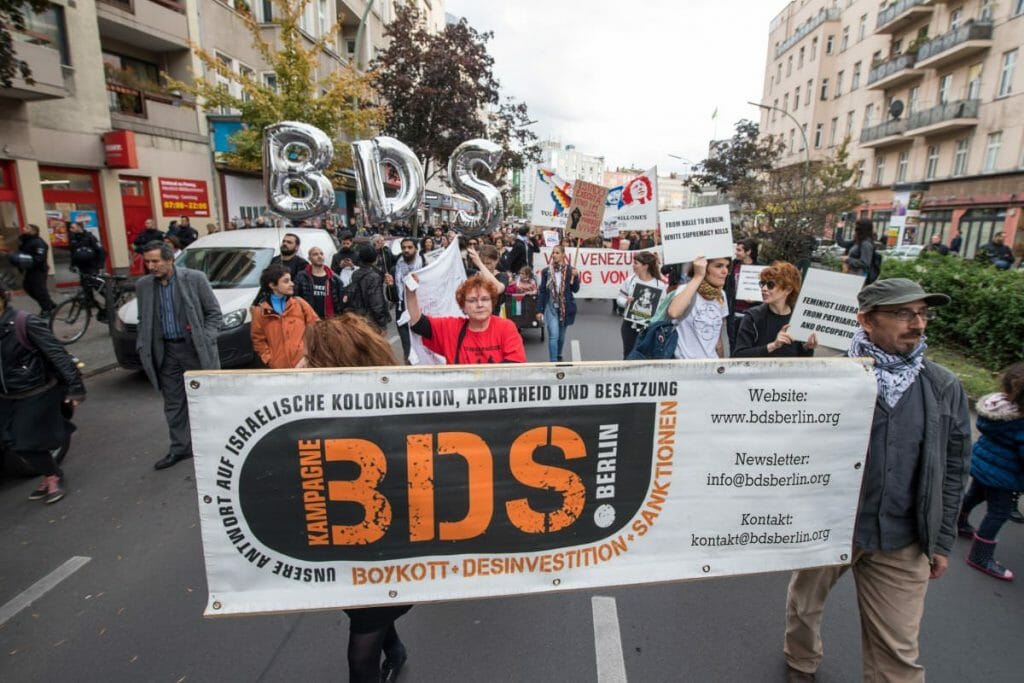 Israelboykott-Bewegung BDS auf einer Demonstration in Berlin