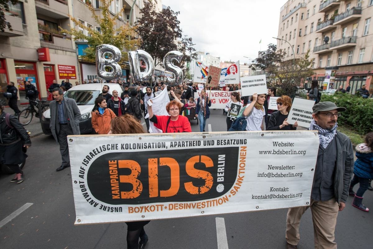 Israelboykott-Bewegung BDS auf einer Demonstration in Berlin