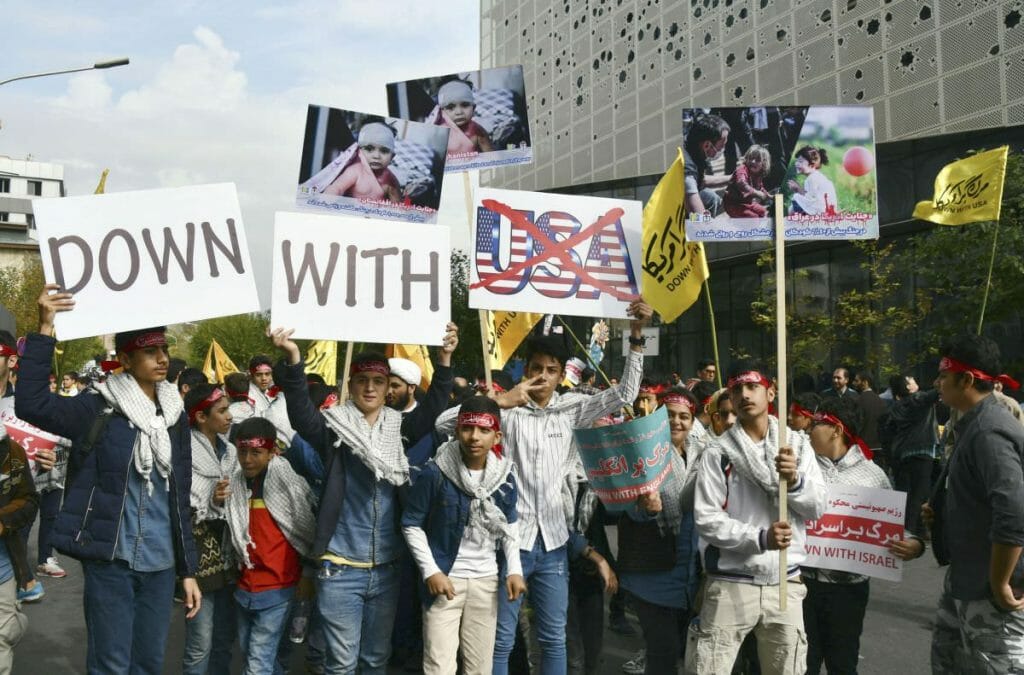Demonstration am Jahrestag der Besetzung der US-Botschaft in Teheran