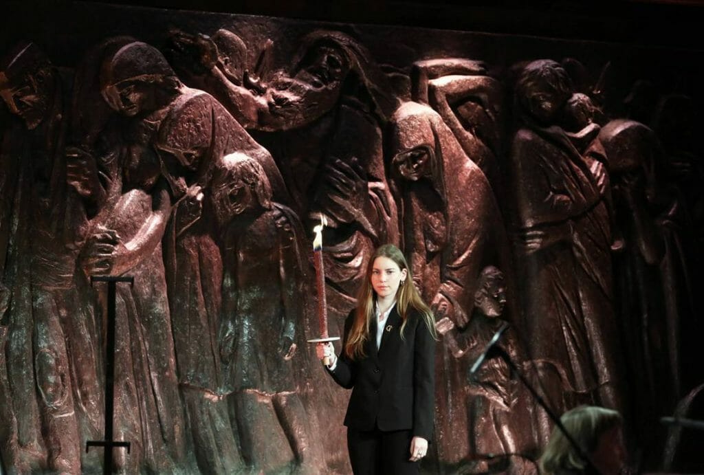 Auschwitz-Gedenken in Jerusalem anlässlich des 75. Jahrestag der Befreiung des Vernichtungslagers (imago images/UPI Photos)