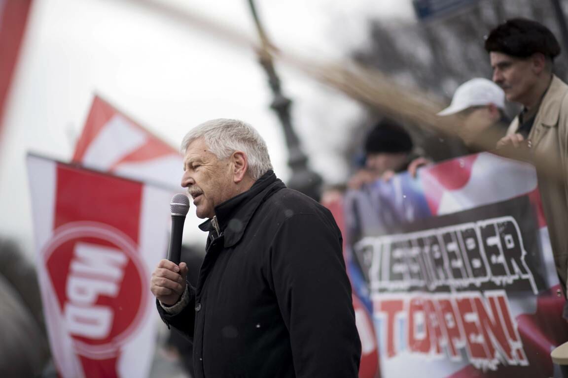 Trauert mit dem iranischen Regime: der NPD-Politiker Udo Voigt (imago images/IPON)