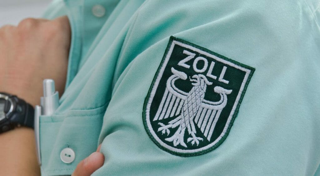 Deutsche Zollfahnder warnen vor Waffenschmuggel in den Iran