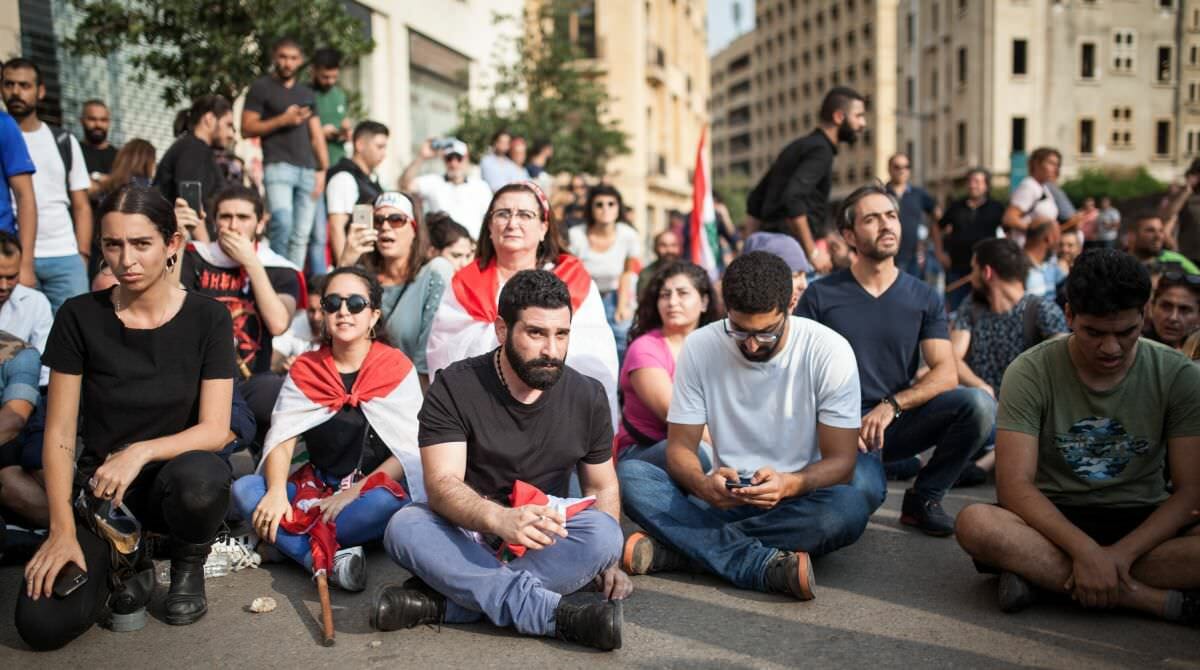 Sitzstreik gegen die proiranische Hisbollah im Libanon