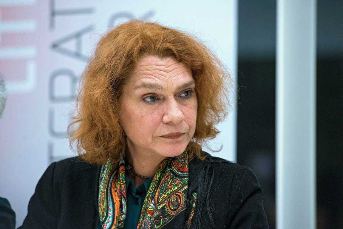 Die Autorin Asli Erdogan (imago images/epd)