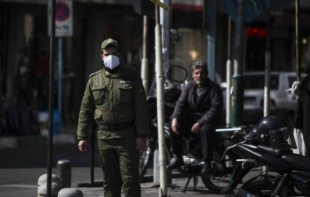 Die übliche Antworten des Regimes funktionieren im Fall der Corona-Epidemie nicht. (imago images/Xinhua)