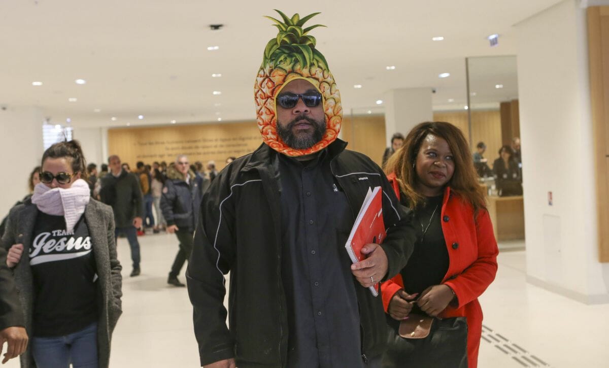 Dieudonne machte sich mit der Verballhornung „ShoAnanas“ bereits über die Vernichtung der europäischen Juden lustig