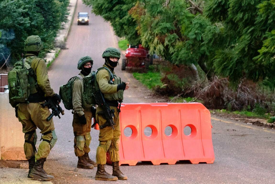 Israelische Soldaten an einem Sicherheitscheckpoint nahe der Grenze zum Libanon. (imago images/Xinhua)