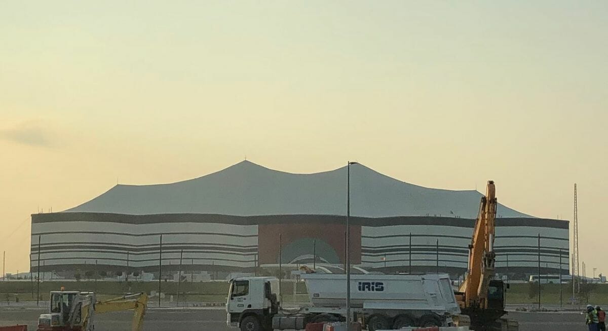 Baustelle des Al-Bayt-Stadium in Katar