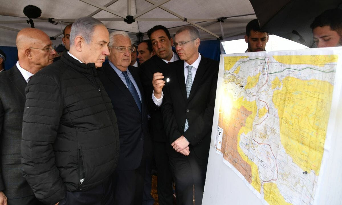 Netanajhu in Ariel, auf das die israelische Souveränität ausgeweitet werden könnte