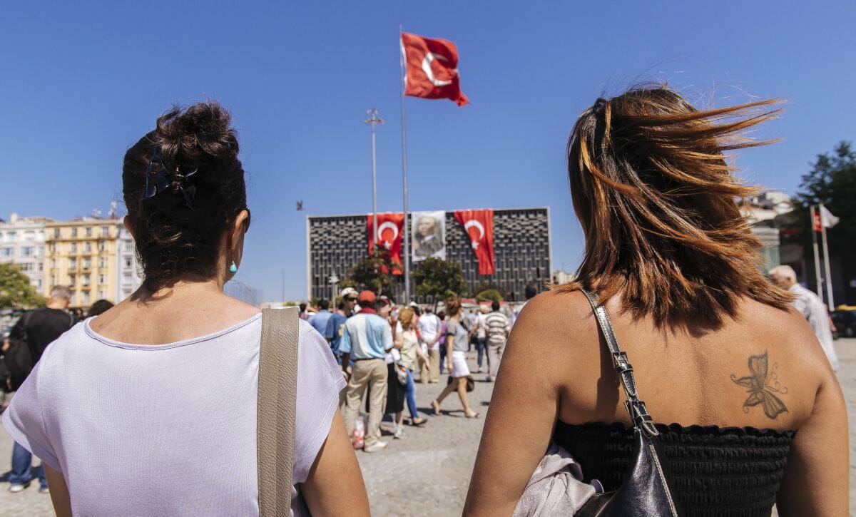 Fast 30{a7b8b9982d1bbdc5e1caab033d30320c7a19bdb9cd0371a3252625f5cda85985} der türkischen Jugendlichen glauben nicht an Religion