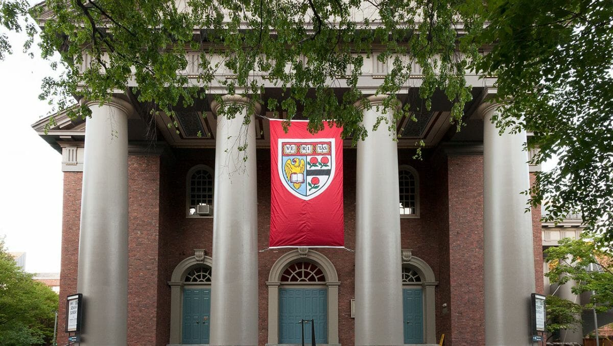 Das Motto der US-Universität Harvard lautet „Veritas“ (Wahrheit)