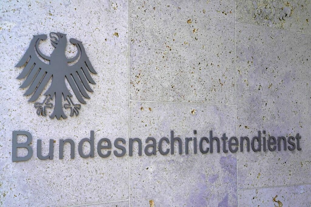 Der BND verabsäumte es offenbar, Warnungen vor dem Dresden-Attentäter weiterzugeben. (© imago images/Future Image)