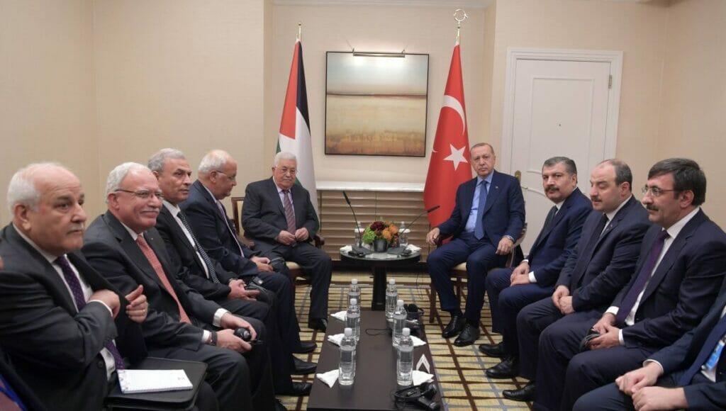 Arabische Staaten sind verärgert über Abbas' Annäherung an Erdogan und Katar