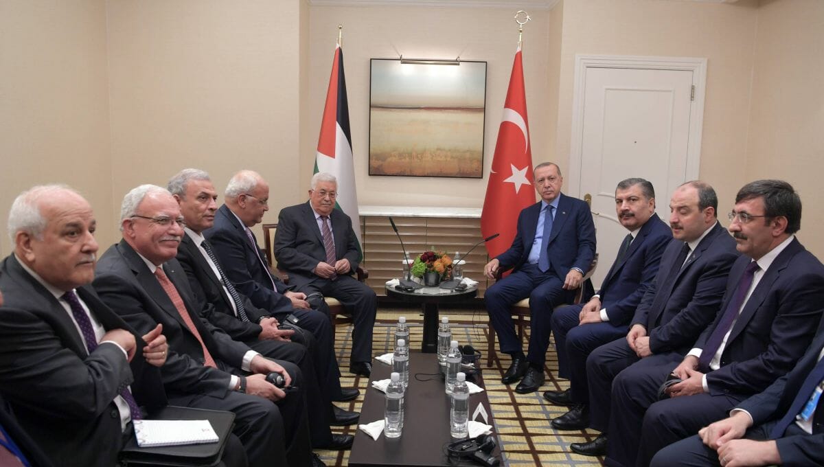 Arabische Staaten sind verärgert über Abbas' Annäherung an Erdogan und Katar