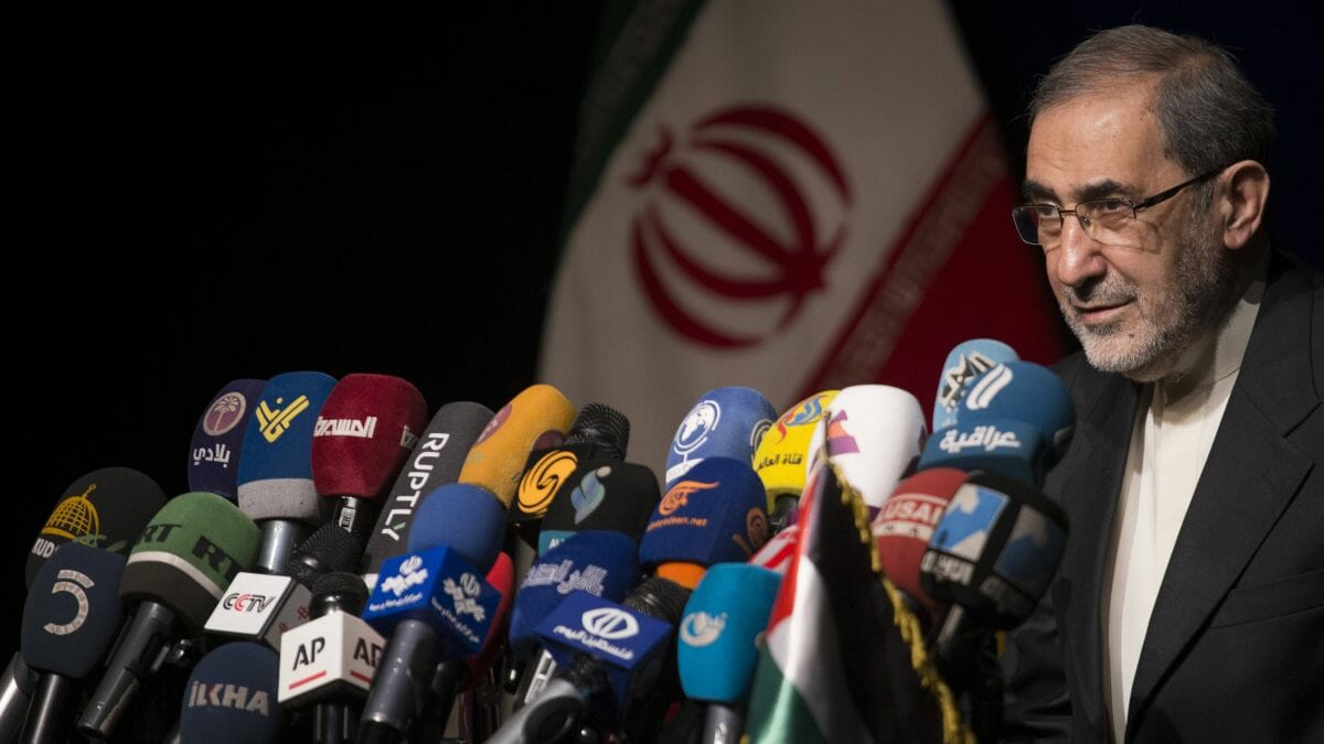 Khameneis außenpolitischer Berater Ali Akbar Velayati