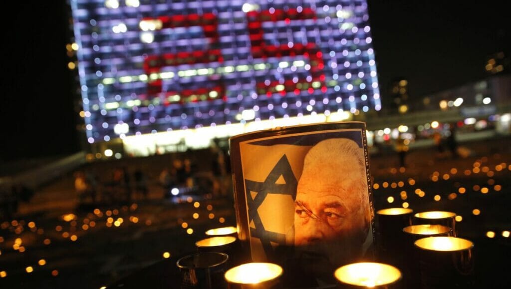Gedenkveranstaltung zum 25. Jahrestag des Anschlags auf Yitzhak Rabin