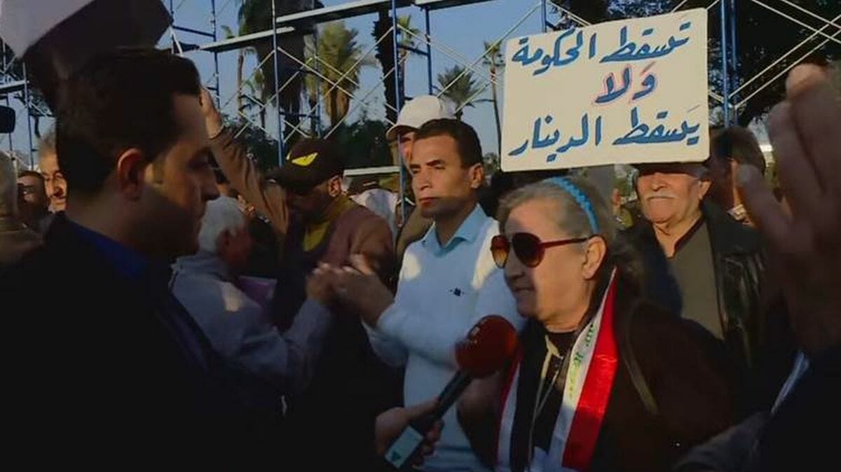 Proteste auf dem Tahrir-Platz in Bagdad: „Sturz der Regierung, nicht Sturz des Dinar“