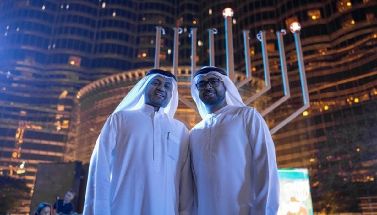 Eine Hanukkah-Menorah in Dubai in den Vereinigten Arabischen Emiraten