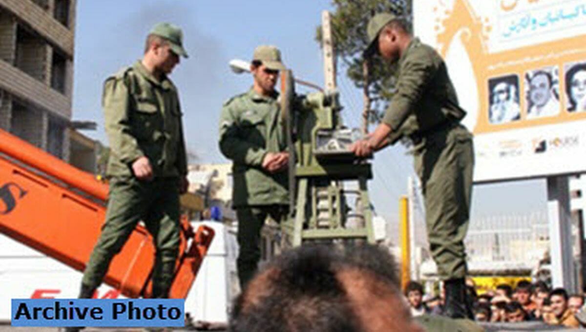 Mit diesen Maschinen werden Dieben im Iran die Finger amputiert