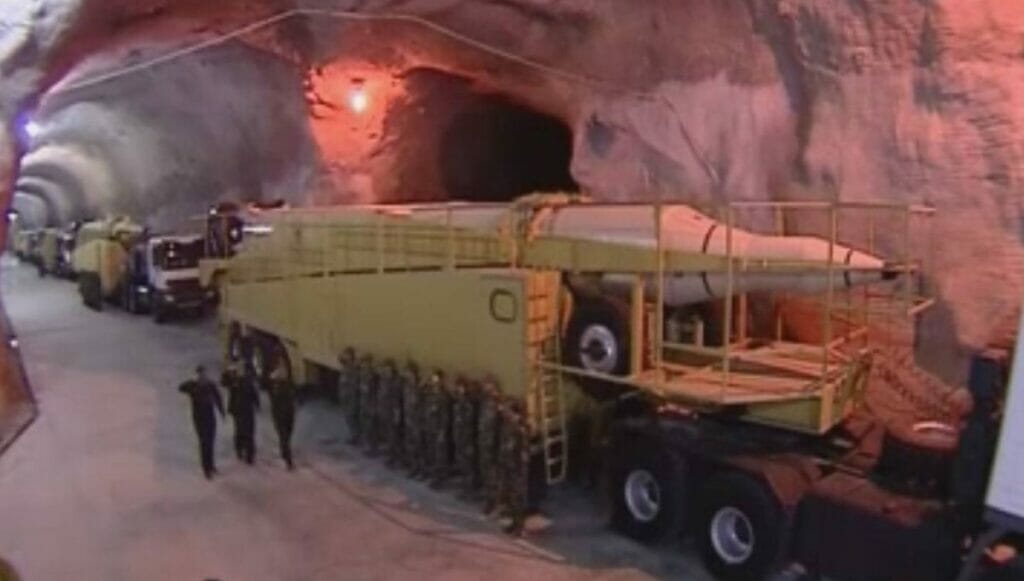 Nicht nur Teile seines Atomprogramms, sondern auch des Raketenprogramms hat der Iran untertage verlegt