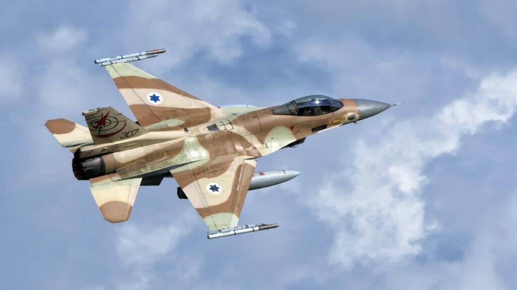 Israelische Angriffe auf iranische Truppen in der syrischen Region Deir ez-Zor nehmen zu