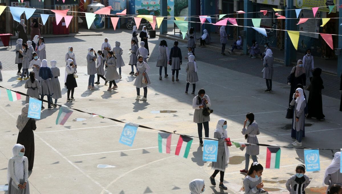 Schulhof einer von der UNRWA betriebenen Schule in Khan Younis im Gazastreifen