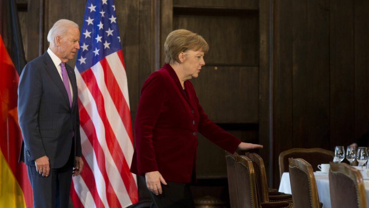 Joe Biden und Angela Merkel bei der Münchner sicherheitskonferenz 2015
