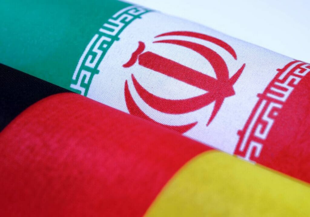 Eine deutliche Mehrheit der Deutschen unterstützt neue Sanktionen gegen den Iran. (© imago images/Rainer Unkel)