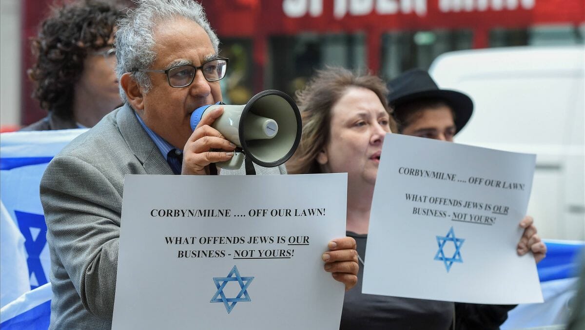 Demonstration gegen Corbyn und den Antisemitismus in der Labour Party