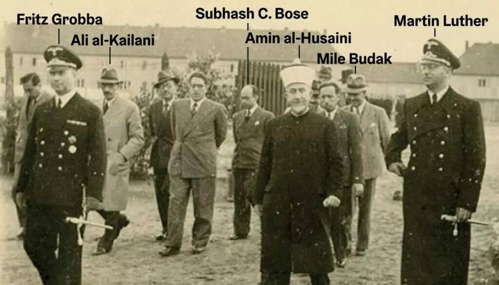 Der Mufti von Jerusalem Amin al-Husseini zu Besuch in einem Konzentrationslager der Nazis