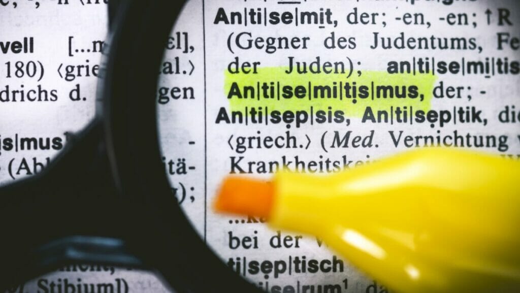 Antisemtismus ist ein Begriff, der Judenfeindschaft meint