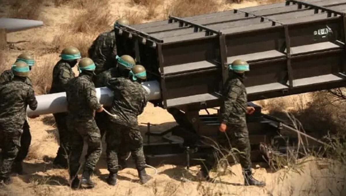 Die Hamas präsentiert in einem Video ihren neuen Raketentypus A-120