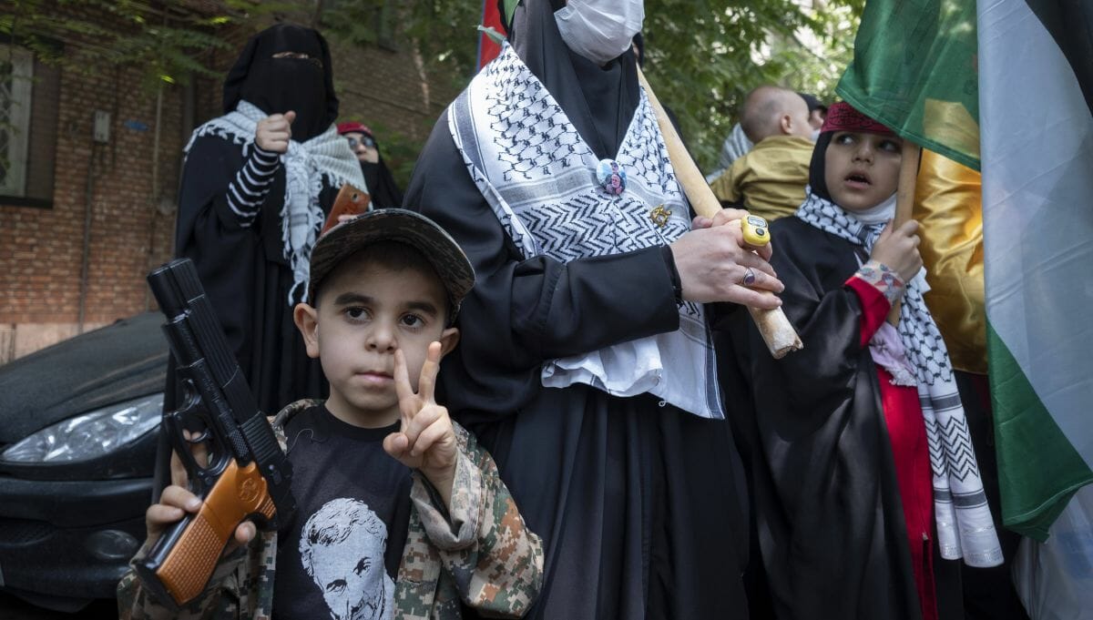 Solidartitätsdemonstration für den Raketenterror der Hamas gegen Israel in Teheran