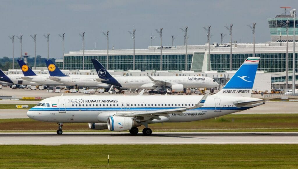 Eine Maschine von Kuwait Airways auf dem Flughafen von München