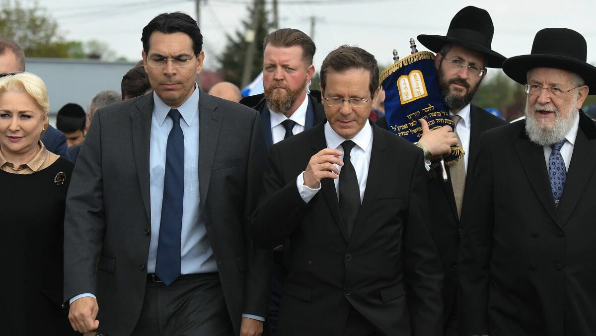 Isaac Herzog (mi.) ist Israels neuer Staatspräsident