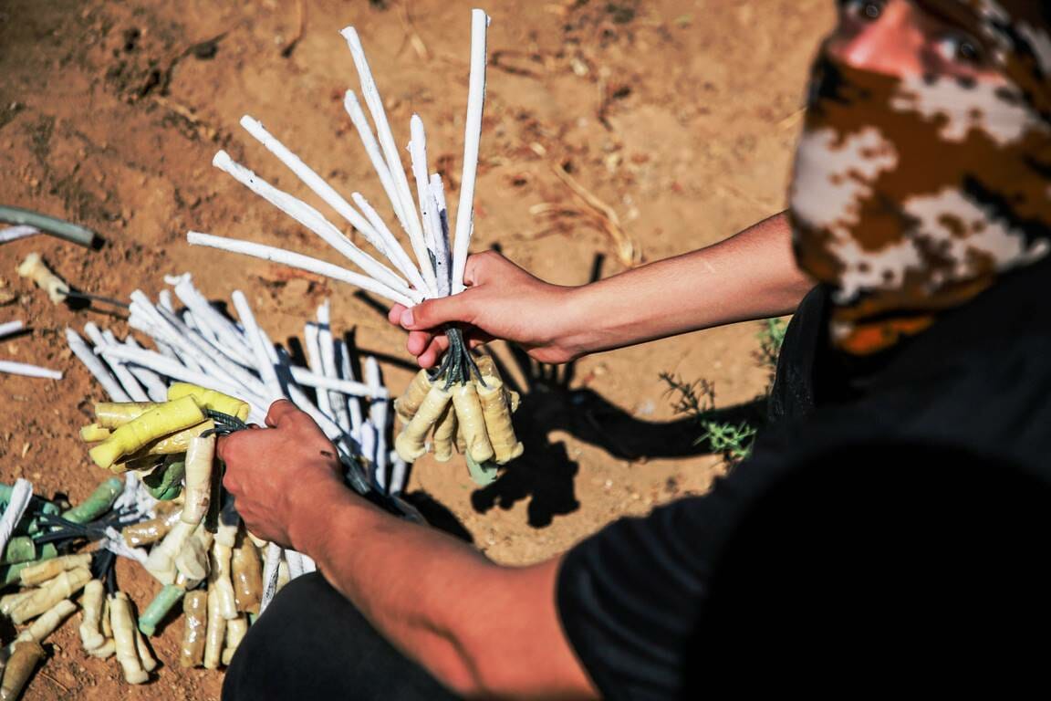 Palästinensische Gruppen bejubeln den Terror der Hisbollah gegen Israel. In den vergangenen Tagen schickten sie wieder vermehrt Brandballons aus dem Gazastreifen über die Grenze. (© imago images/ZUMA Wire)