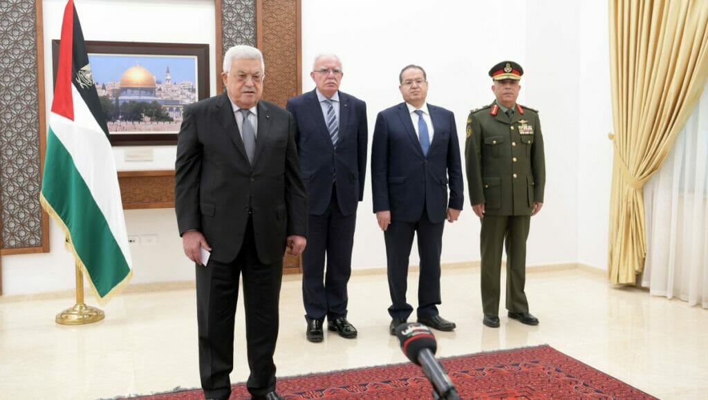 Fatah-Führer und PA-Präsident Mahmud abbas verliert weiter an Zustimmung