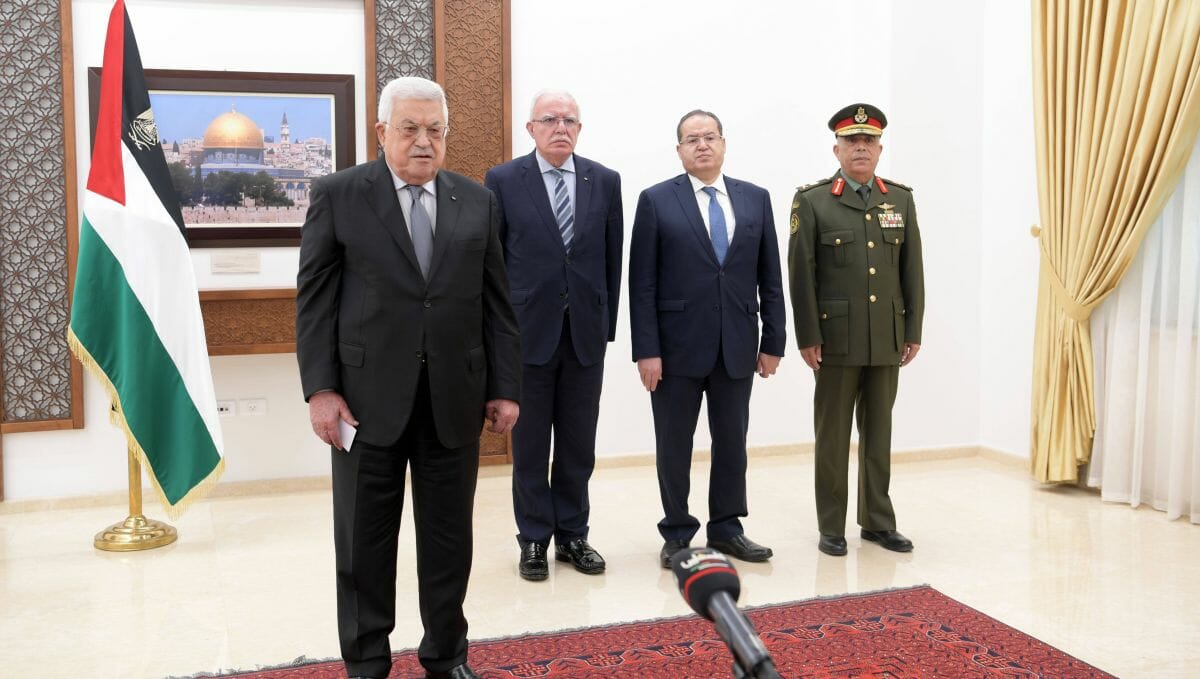 Fatah-Führer und PA-Präsident Mahmud abbas verliert weiter an Zustimmung
