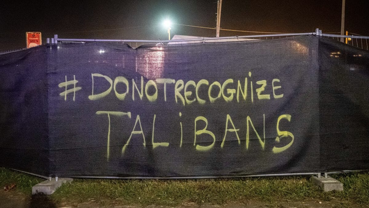 Afghanische Frauen fordern, die Taliban nicht anzuerkennen