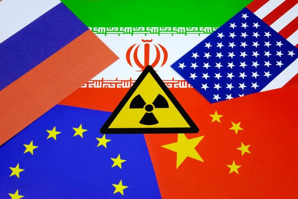 In einer bahrainischen Zeitung warnte General Tal Kalman vor "anderen Szenarien", sollten diplomatische Bemühungen das iranische Atomprogramm nicht wirksam einschränken können. (© imago images/Steinach)