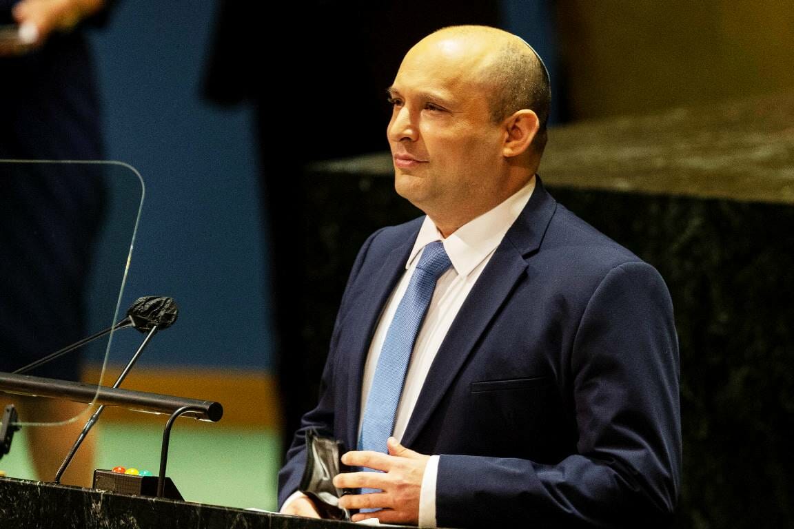 In seiner Rede vor der UN-Generalversammlung strich Premier Bennett die Vielfalt innerhalb seiner Regierung hervor. (© imago images/Pacific Press Agency)
