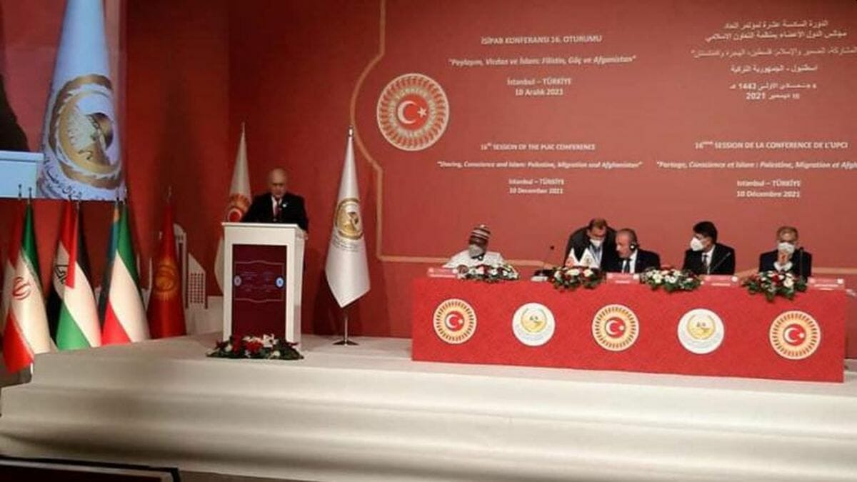 Der algerische Vertreter Brahim Boughali, bei seiner Rede vor der Organisation für Islamische Zusammenarbeit