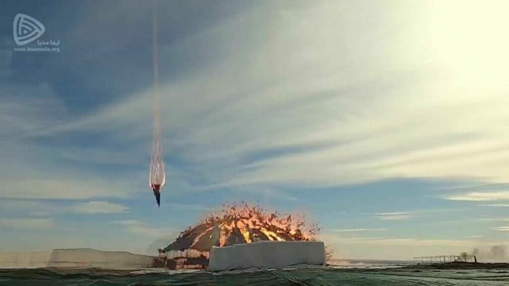 Video des Raketen- und Drohnenangriffs auf ein Modell der israelischen Atomanlage in Dimona