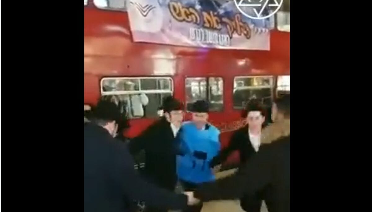 Kurz vor dem Angriff tanzte die Gruppe in der Londoner Oxford Street